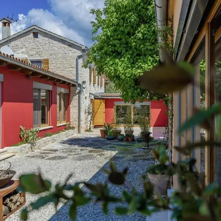 Vila Poolside Grand Retreat Vosteni