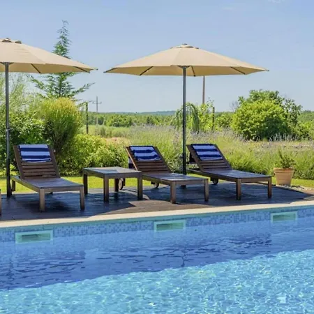 Poolside Grand Retreat Vila Vošteni